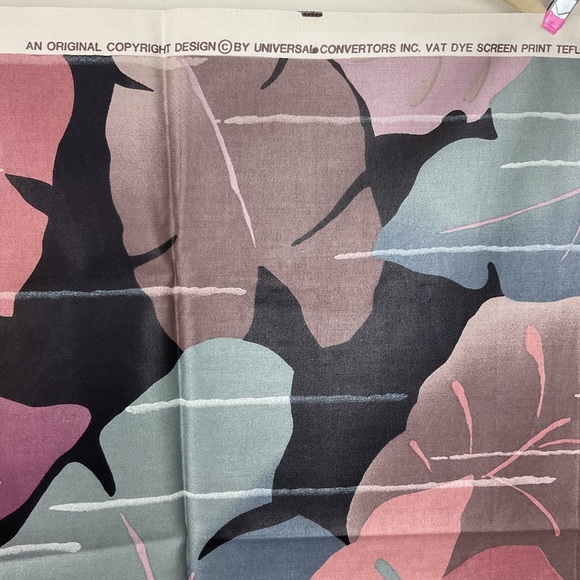 Fabricut tropical leaf print drapery fabric panel 22” x 56” Teflon finish - Picture 6 of 10